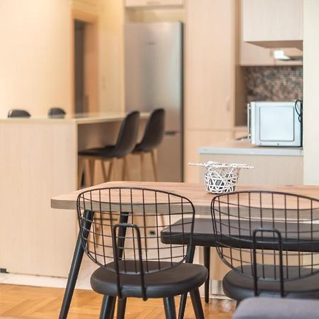 Elegant Home In Quiet Street By Cloudkeys أثينا المظهر الخارجي الصورة