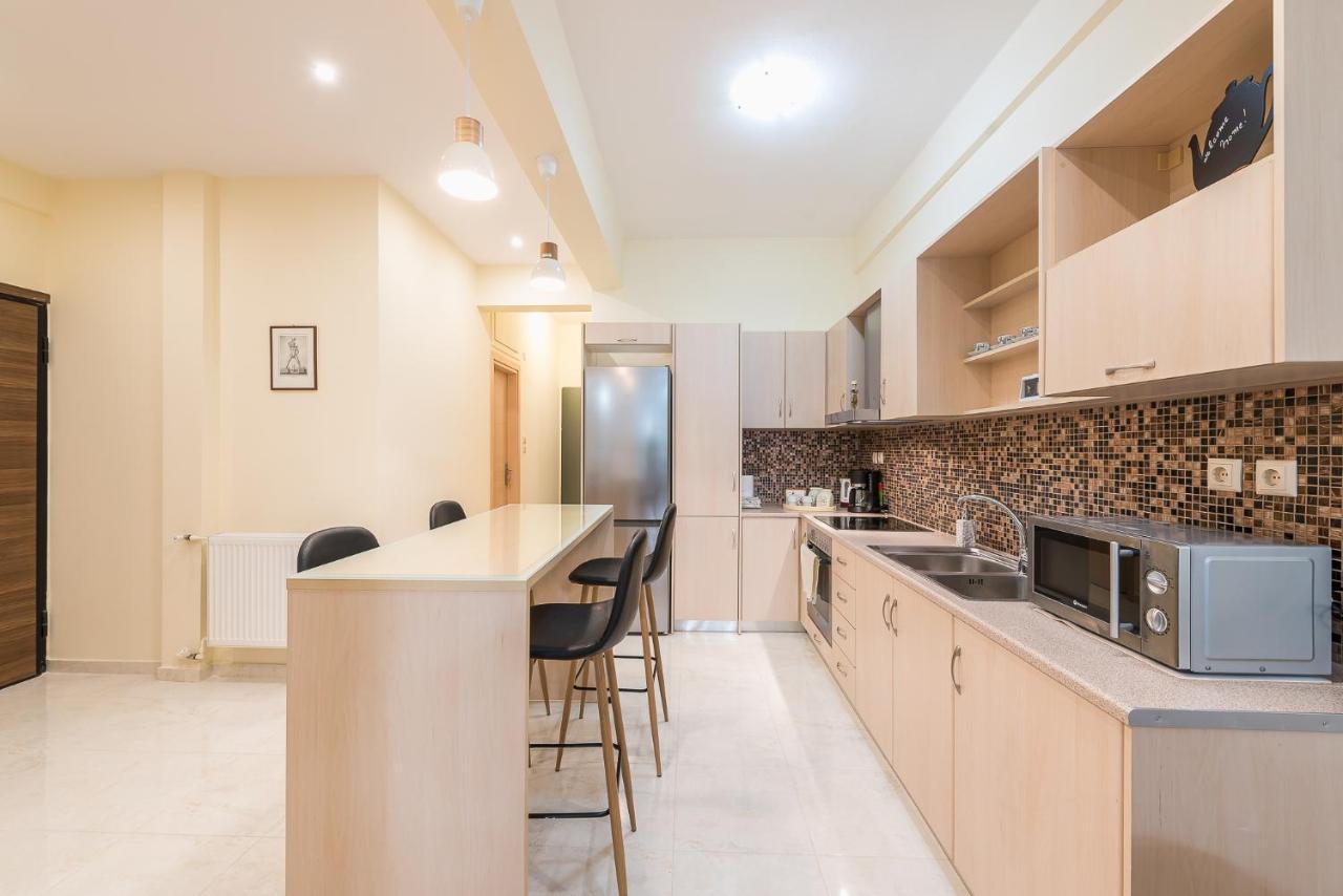 Elegant Home In Quiet Street By Cloudkeys أثينا المظهر الخارجي الصورة