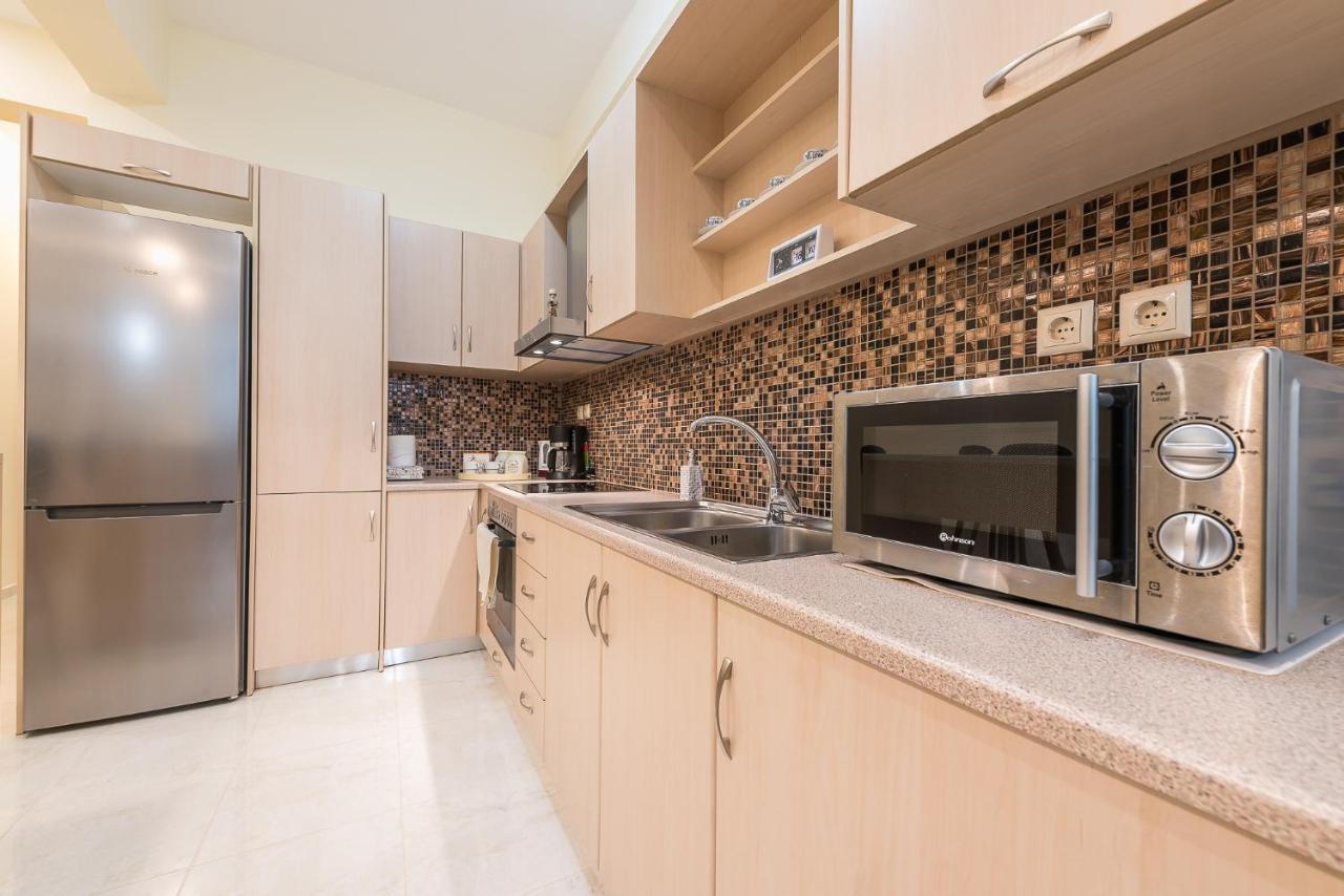 Elegant Home In Quiet Street By Cloudkeys أثينا المظهر الخارجي الصورة